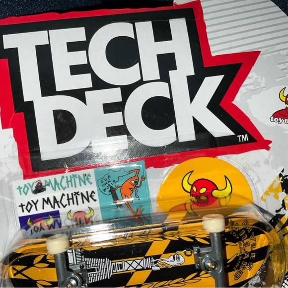 Tech Deck * Series 3 * Toy Machine * Yellow And Black *  Brand New * Sealed - Picture 8 of 16